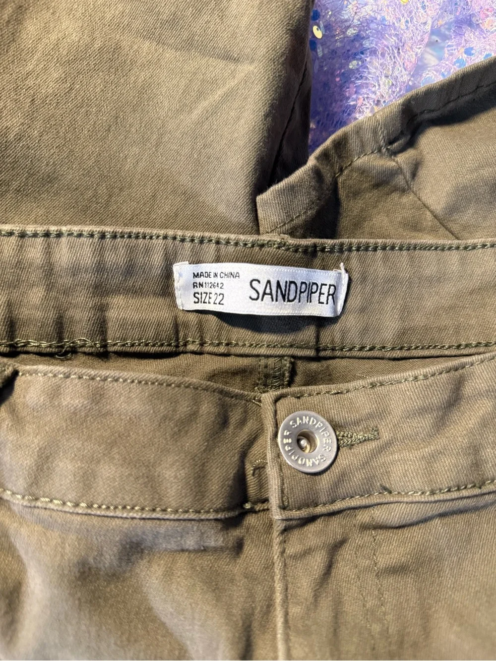 Women’s Olive Cropped Cargo Jeans - Mid Rise Ankle Cargo